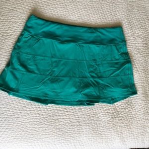 Lululemon Pace Rival skirt size 8